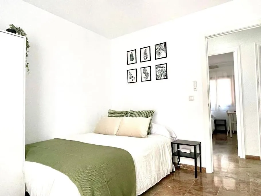 Beautiful & Sunny Apartment Malaga