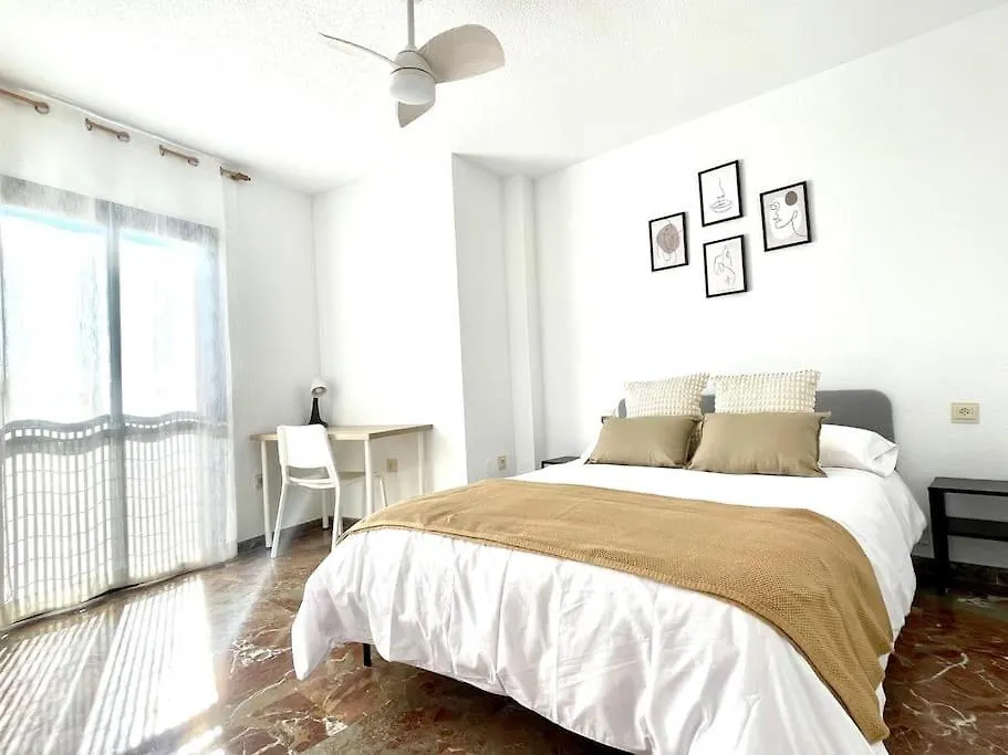 Beautiful & Sunny Apartment Malaga