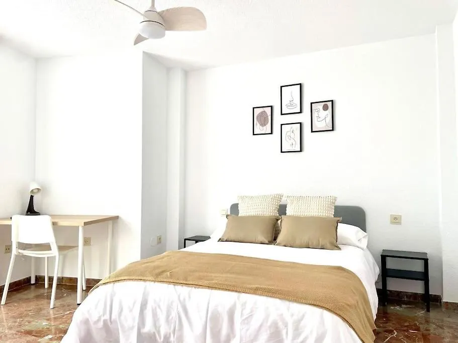 Beautiful & Sunny Apartment Malaga