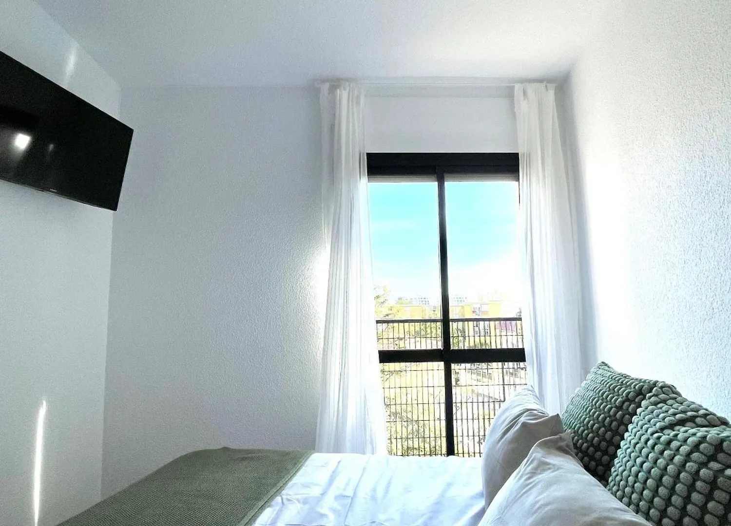 Beautiful & Sunny Apartment Malaga