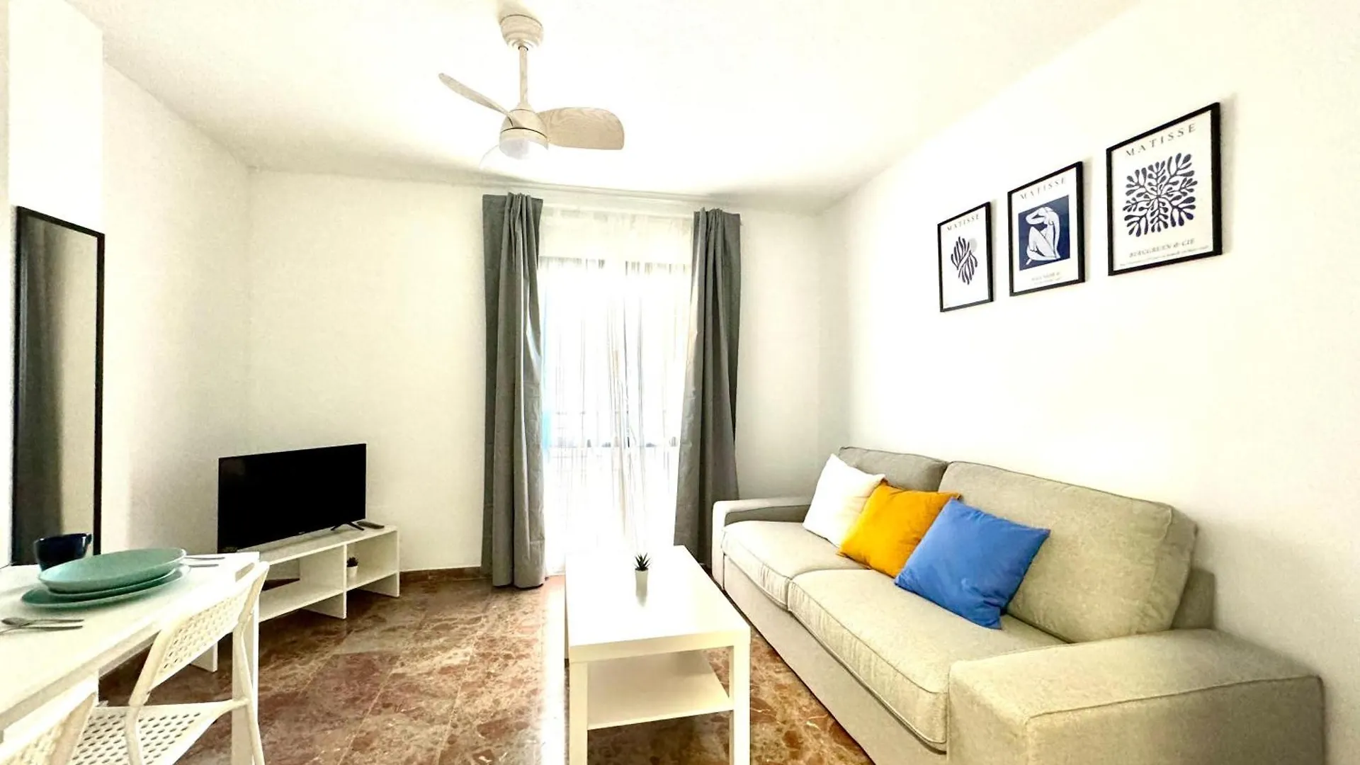 Beautiful & Sunny Apartment Malaga