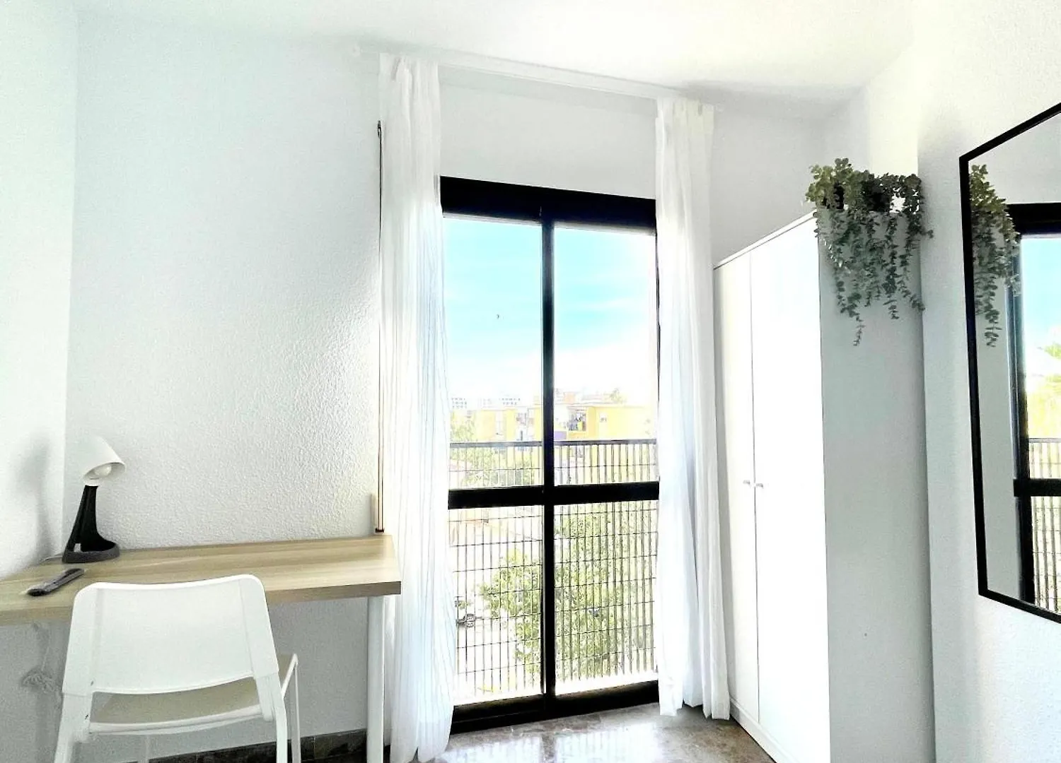 Beautiful & Sunny Apartment Malaga